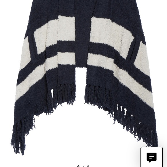 Barefoot Dreams One Size Fits All Poncho NWT - Picture 3 of 8